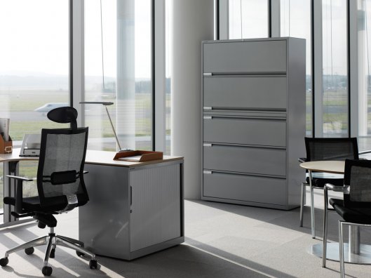 1479309123 metal mebel